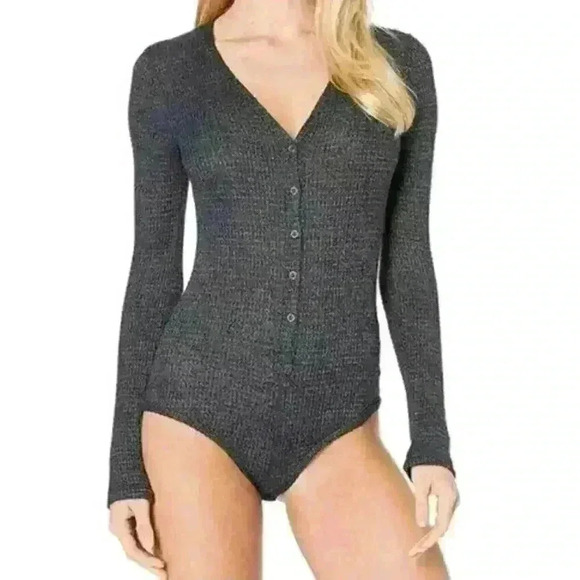 Free People Keep Your Cool Charcoal Gray Waffle Henley Bodysuit Size S - Picture 4 of 13